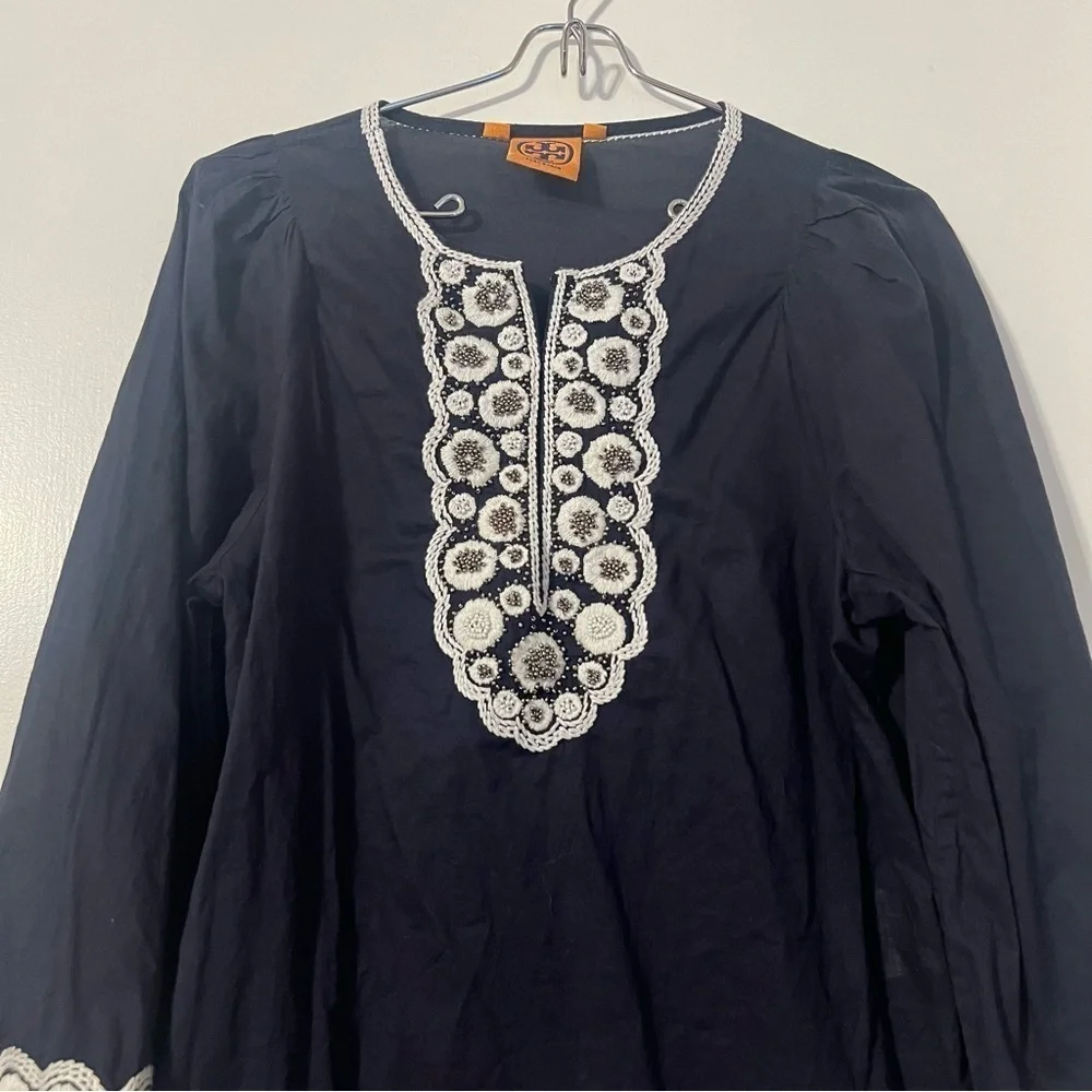 Tory Burch Semi-Sheer Embroidered Tunic Top in Navy Sz 2 Boho Chic Relaxed Fit